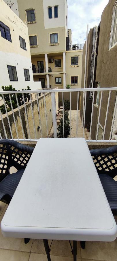 Villa Arjuza - Private Self Catering Bedrooms With Bathroom Is-Swieqi Luaran gambar