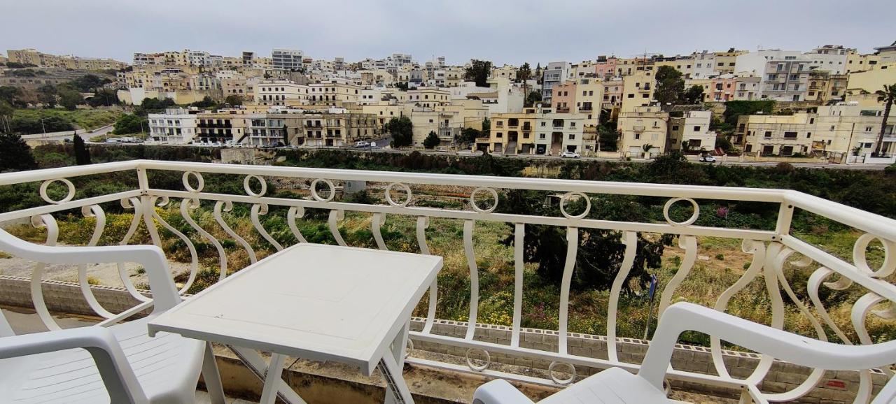Villa Arjuza - Private Self Catering Bedrooms With Bathroom Is-Swieqi Luaran gambar